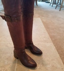 Women's over the knee boots (Jesscia Simpson)